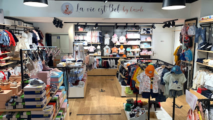 Photo Magasin LA VIE EST BEL by carole