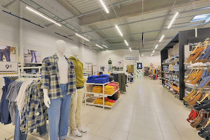 Photo GEMO DOUAI DECHY Chaussures et Vêtements