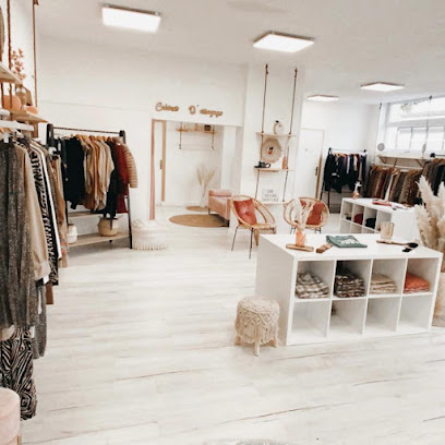 Photo Vert olive Boutique
