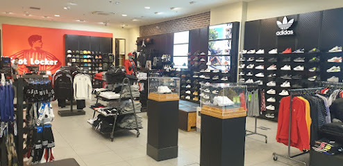 Photo Foot Locker