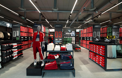 Photo PUMA Outlet Giverny