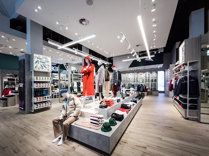 Photo Lacoste Outlet La Vallée Village Serris