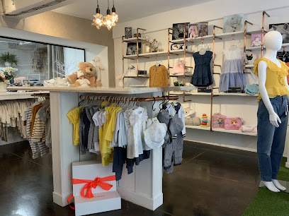 Photo Boutique Le Pitchoun : Vêtements et Chaussures Enfants, Fille, Garçon, Bébé