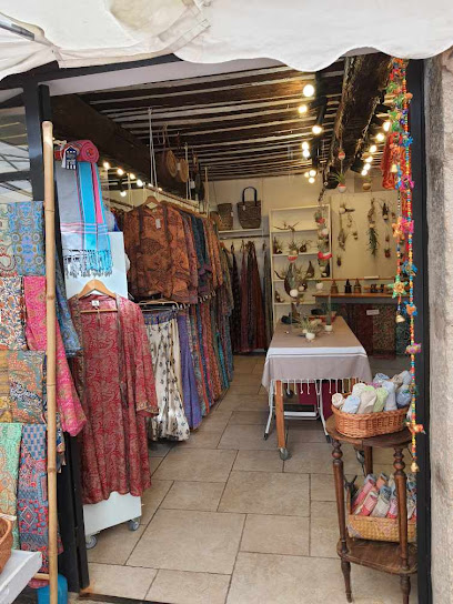 Photo Utopia shop Castellane France