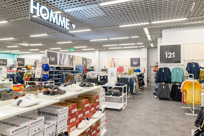 Photo GEMO NANTES - REZE Chaussures et Vêtements