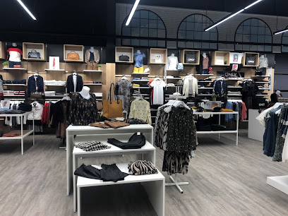 Photo GDC - Agde - Chaussures & Vêtements