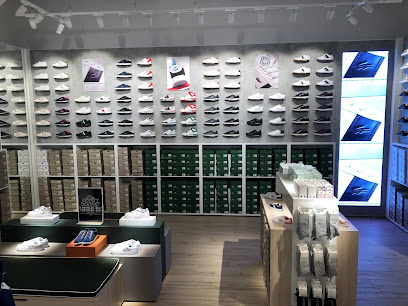 Photo Lacoste Outlet The Village Villefontaine