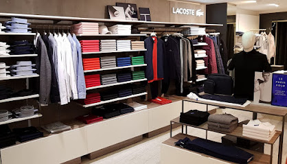 Photo HONOR | LACOSTE - TOMMY HILFIGER - BOSS - CARHARTT - RALPH LAUREN - CALVIN KLEIN