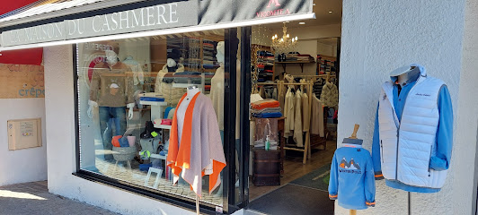 Photo La Maison du Cashmere (Just Birdie Cashmere / Vicomte A)