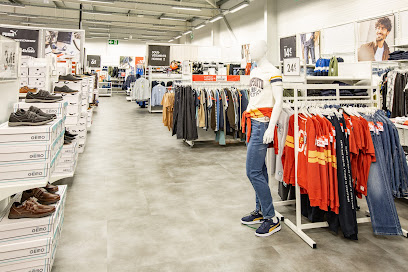 Photo GEMO BEAUPREAU Chaussures et Vêtements