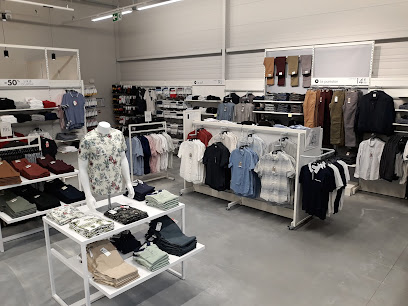 Photo GEMO CHATEAUDUN Chaussures et Vêtements