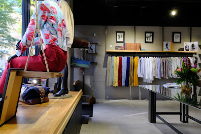 Photo Femme et Homme Chic - Tailleur