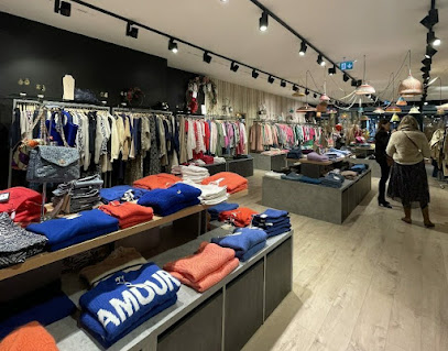 Photo NIN & LAUR - Parly 2