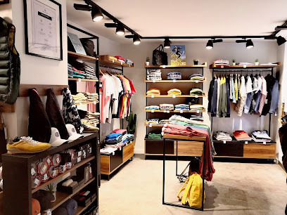 Photo Boutique Serge Blanco