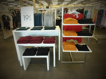 Photo GEMO AGEN - BOE Chaussures et Vêtements