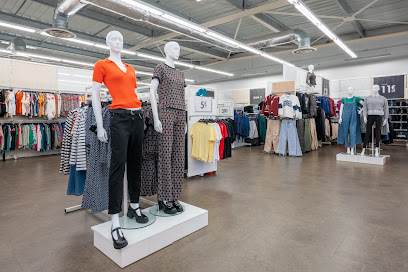 Photo GEMO NEUFCHATEAU Chaussures et Vêtements