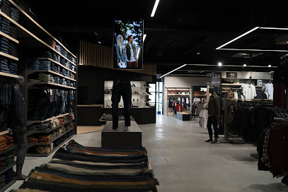 Photo Next Showroom Lescar Quartier Libre