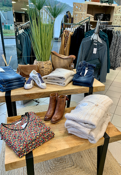 Photo L’Armoire des filles Baume les Dames