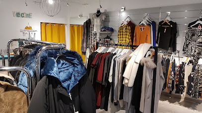 Photo Melle CAPUCINE et ...