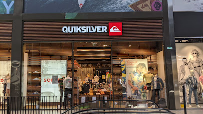 Photo Quiksilver Roxy DC Shoes