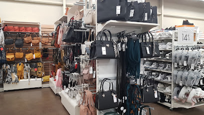 Photo GEMO GRUCHET LE VALASSE Chaussures et Vêtements