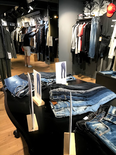 Photo Le Temps des Cerises