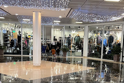 Photo People’s Paradise