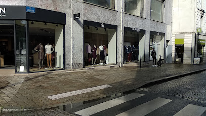 Photo Burton of London