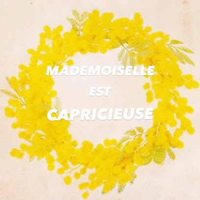 Photo MADEMOISELLE EST CAPRICIEUSE