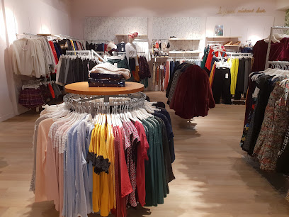 Photo NAF NAF BEYNOST