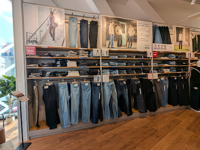 Photo UNIQLO NICE ICONIC