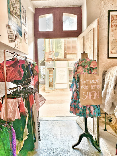 Photo Au Bazar d'Yvonne