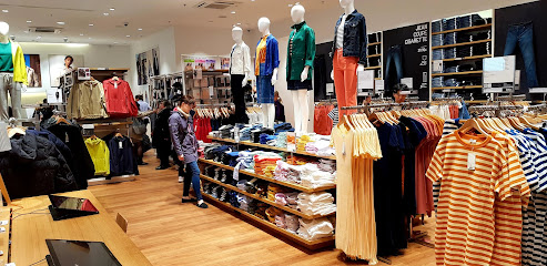 Photo UNIQLO SAINT-GERMAIN-DES-PRÈS
