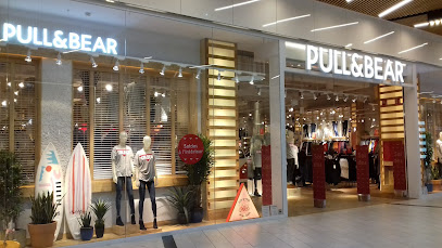 Photo Pull and Bear