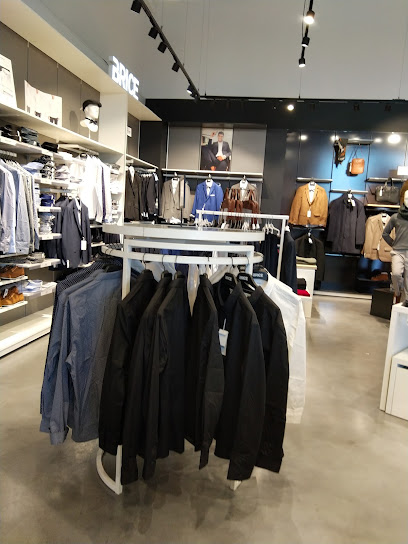 Photo Jules Brice Bizzbee