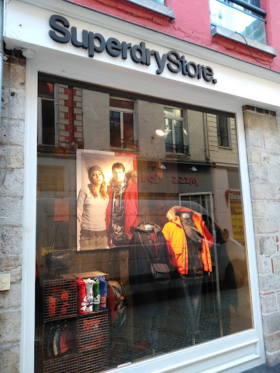 Photo Superdrystore.