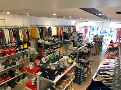 Photo DRESS MODE OUTLET