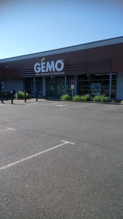 Photo GEMO LORIENT Chaussures et Vêtements