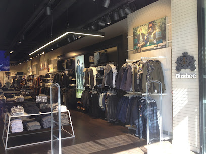 Photo BIZZBEE TOULON