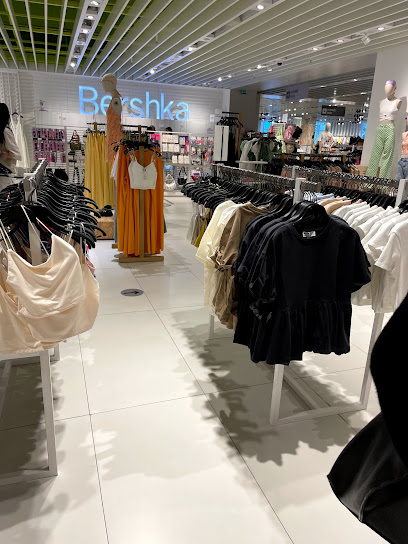 Photo BERSHKA