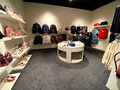 Photo Desigual Carre Senart