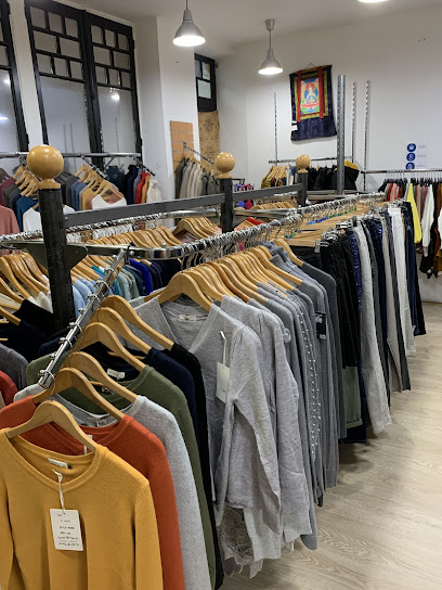 Photo Gribouille Import FOIX