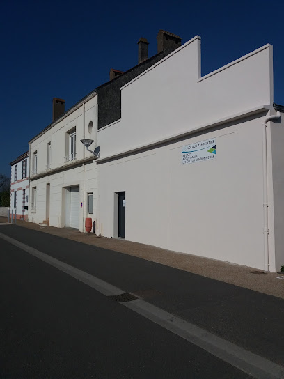 Photo Location De Costumes AB JAZZ 'Chez Pierrette '