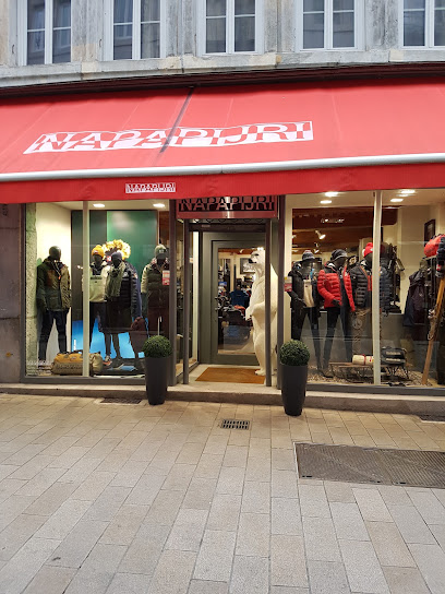 Photo Napapijri Besançon