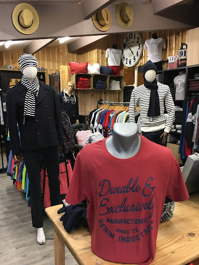 Photo Cabanes et Compagnie / Intérieur Cabanes / Atelier des Cotonniers