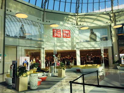 Photo UNIQLO-VAL-D'EUROPE