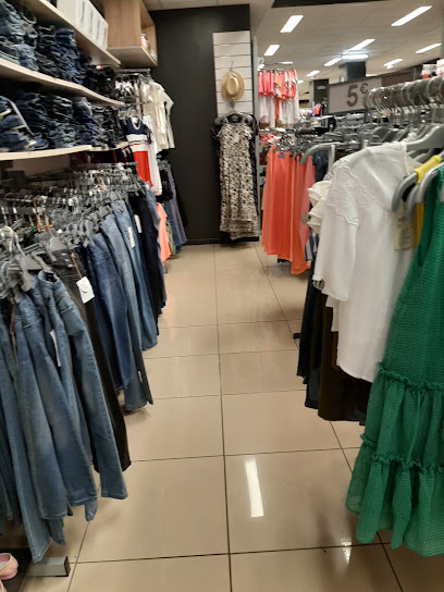 Photo LA HALLE Tampon