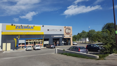 Photo Zeeman Avignon Rue Jean Marie Tjibaou