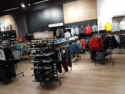 Photo Halle aux Vêtements