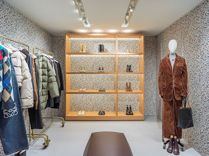 Photo LOEWE Courchevel Store